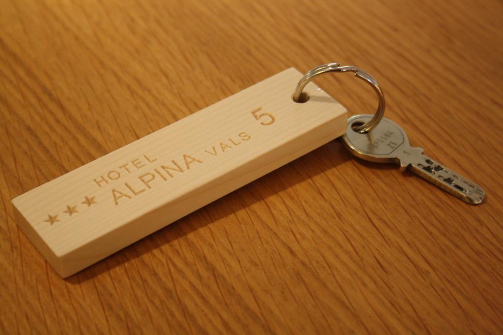 Hotel Alpina Вальс Экстерьер фото